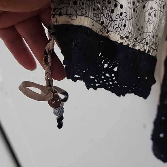 Meghan Dress - Picture 2 of 8